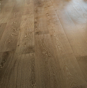 D&M Flooring Modern Craftsman-Signature European Oak Casablanca- 9-1/2" MCSG7504